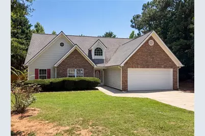 305 Cobb Court, Hampton, GA 30228 - Photo 1