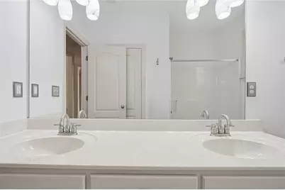 5827 Cliff Valley Way, Flowery Branch, GA 30542 - Photo 25