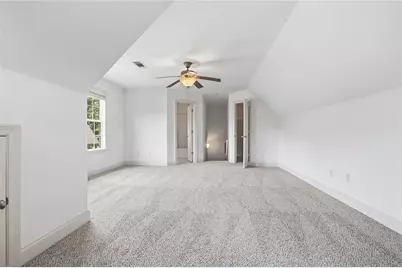 5827 Cliff Valley Way, Flowery Branch, GA 30542 - Photo 31