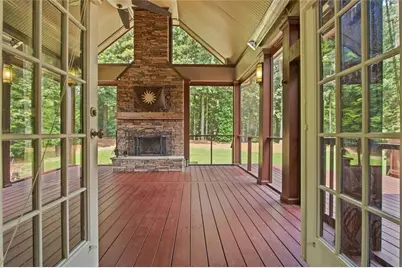 5827 Cliff Valley Way, Flowery Branch, GA 30542 - Photo 21
