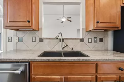 5827 Cliff Valley Way, Flowery Branch, GA 30542 - Photo 11