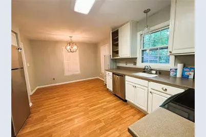 3801 Oxford Way E, Marietta, GA 30062 - Photo 5