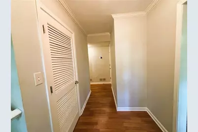 3801 Oxford Way E, Marietta, GA 30062 - Photo 3