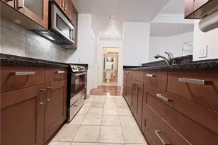 1075 Peachtree Walk NE, Atlanta, GA 30309 - Photo 7