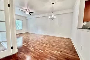 1075 Peachtree Walk NE, Atlanta, GA 30309 - Photo 11