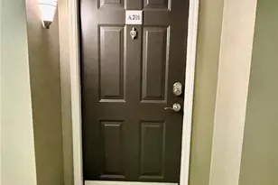 1075 Peachtree Walk NE, Atlanta, GA 30309 - Photo 5