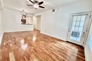 1075 Peachtree Walk NE, Atlanta, GA 30309 - Photo 13