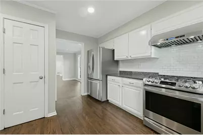 1122 Club Trace NE, Atlanta, GA 30319 - Photo 9