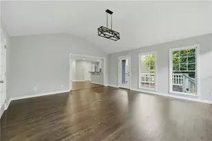 1122 Club Trace NE, Atlanta, GA 30319 - Photo 13