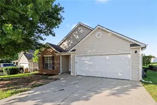 5997 Waggoner Ct, Rex, GA 30273 - Photo 3