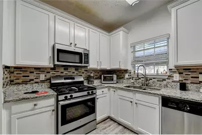 270 Hulan Way, Lawrenceville, GA 30044 - Photo 21