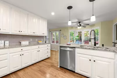 5935 Hammersmith Road, Stone Mountain, GA 30087 - Photo 9