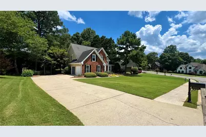 7035 Grand View Way, Suwanee, GA 30024 - Photo 9
