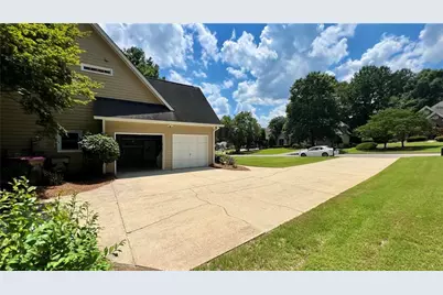 7035 Grand View Way, Suwanee, GA 30024 - Photo 11