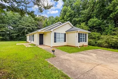 200 Pine Ridge Drive, Carrollton, GA 30117 - Photo 1