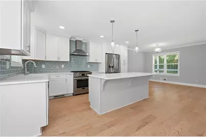880 The Circle, Lawrenceville, GA 30043 - Photo 7
