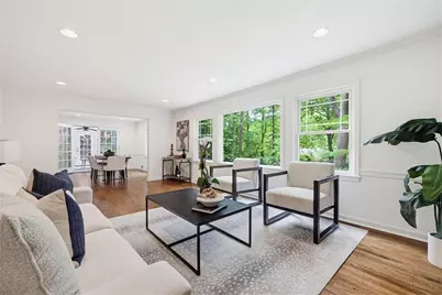 445 Forest Hills Drive, Atlanta, GA 30342 - Photo 11