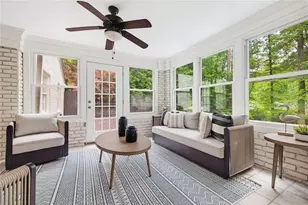 445 Forest Hills Dr, Atlanta, GA 30342 - Photo 9