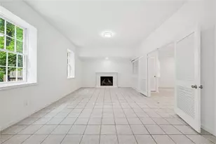 445 Forest Hills Dr, Atlanta, GA 30342 - Photo 25