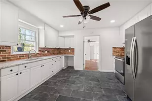 212 Christopher Dr, Gainesville, GA 30501 - Photo 13