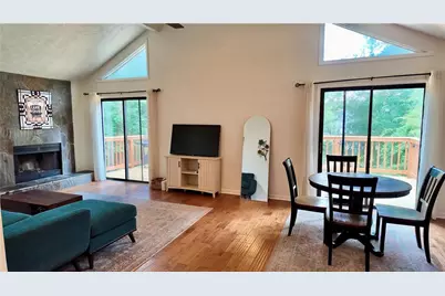 947 Lake Drive, Snellville, GA 30039 - Photo 3