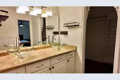 947 Lake Drive, Snellville, GA 30039 - Photo 13