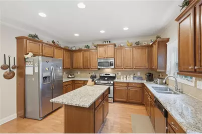 1625 Twilight Glen Way, Cumming, GA 30040 - Photo 13