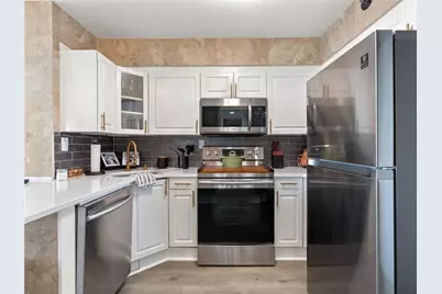 2870 Pharr Court South NW #2708, Atlanta, GA 30305 - Photo 5