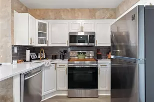 2870 Pharr Ct South NW, Atlanta, GA 30305 - Photo 5