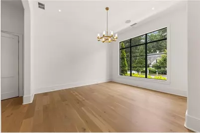 4550 Jolyn Place, Sandy Springs, GA 30342 - Photo 7