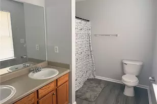 6229 Hickory Ln Cir, Union City, GA 30291 - Photo 13