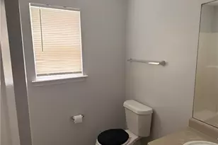 6229 Hickory Ln Cir, Union City, GA 30291 - Photo 11