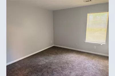 6229 Hickory Lane Circle, Union City, GA 30291 - Photo 15