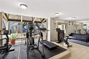 2285 Peachtree Rd NE, Atlanta, GA 30309 - Photo 19