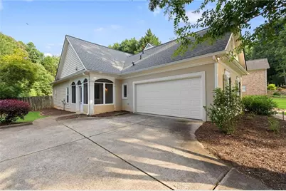 802 Lakeglen Drive, Suwanee, GA 30024 - Photo 49