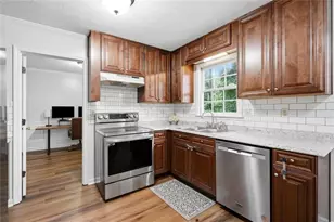 1167 Hutch Ln, Snellville, GA 30078 - Photo 7
