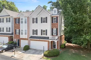 446 Sandtrap Ln, Buford, GA 30518 - Photo 5
