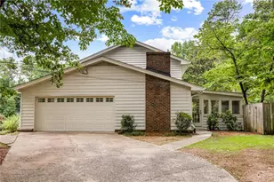 194 Pioneer Trail, Marietta, GA 30068 - Photo 37