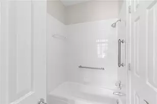 2560 Hamptons Run, Alpharetta, GA 30005 - Photo 7