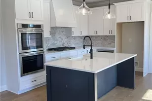 2958 Graham Gardens Ln, Marietta, GA 30062 - Photo 5