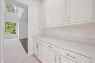 5837 Creek Indian Dr, Sugar Hill, GA 30518 - Photo 13