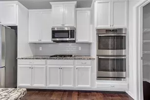 2660 Village Pl Dr, Duluth, GA 30096 - Photo 7