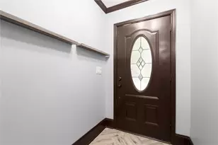5583 Julian Pl, Atlanta, GA 30342 - Photo 5