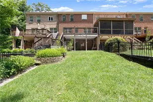 5583 Julian Pl, Atlanta, GA 30342 - Photo 43