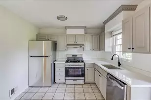 4647 Candlewyck Way, Buford, GA 30518 - Photo 5