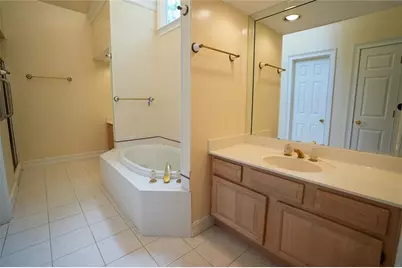 8183 Seven Oaks Drive, Jonesboro, GA 30236 - Photo 21