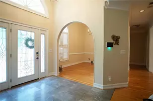8183 7 Oaks Dr, Jonesboro, GA 30236 - Photo 9