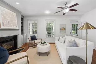 1634 Gilstrap Ln NW, Atlanta, GA 30318 - Photo 11