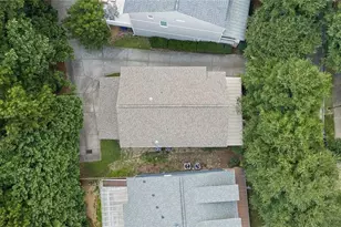 1634 Gilstrap Ln NW, Atlanta, GA 30318 - Photo 39