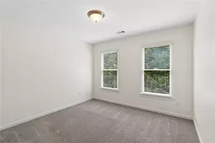 1634 Gilstrap Ln NW, Atlanta, GA 30318 - Photo 33